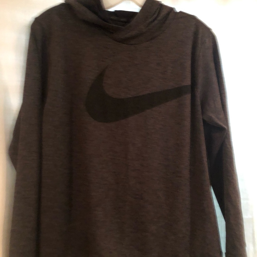 Nike Dri-fit long sleeve w/ hood